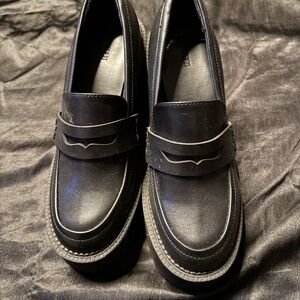 Forever21 Platform Black Loafers